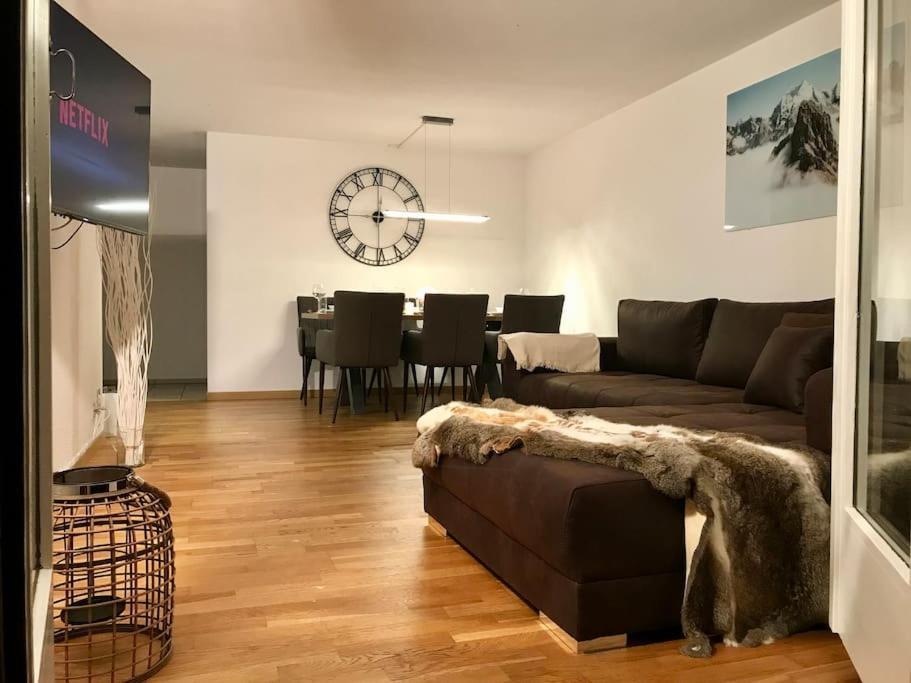 Breathtaking Waterfall Apartment Nr.2 Lauterbrunnen Bagian luar foto