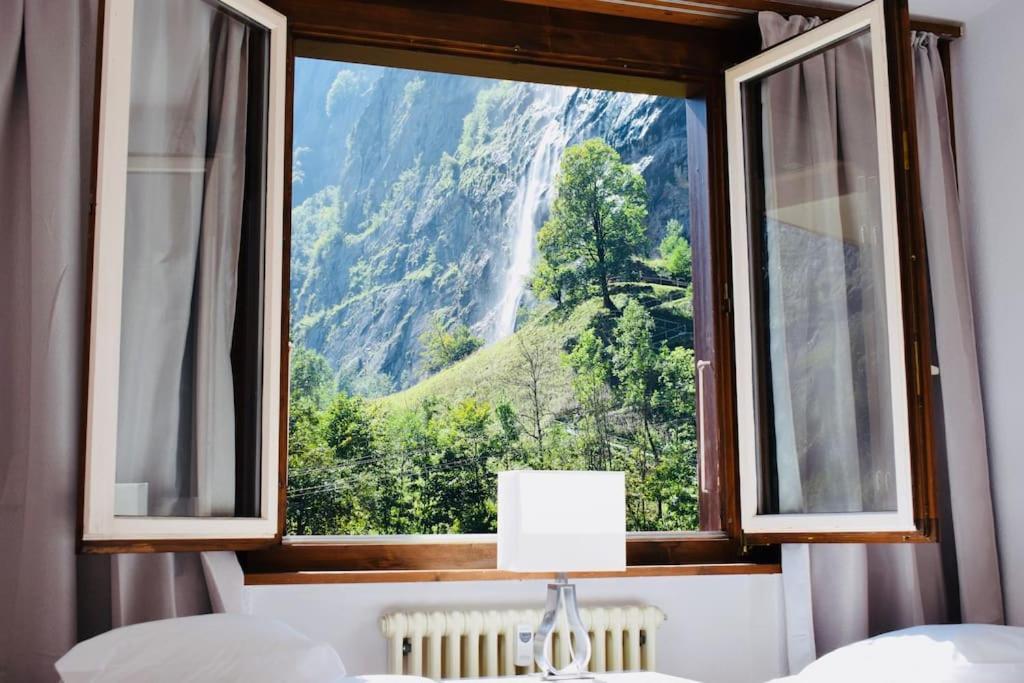 Breathtaking Waterfall Apartment Nr.2 Lauterbrunnen Bagian luar foto